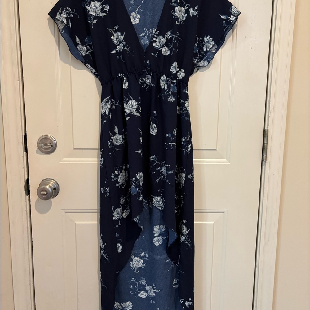Floral Navy Dress Ecote size s high low, excellent used condition